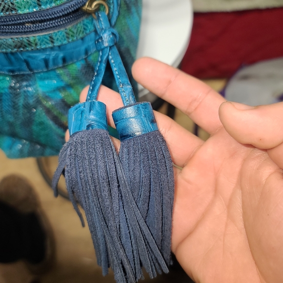 Sharif MSRP$175 Studio Blue/Green Croc Textured Embossed Leather Tassel Satchel - Picture 9 of 15